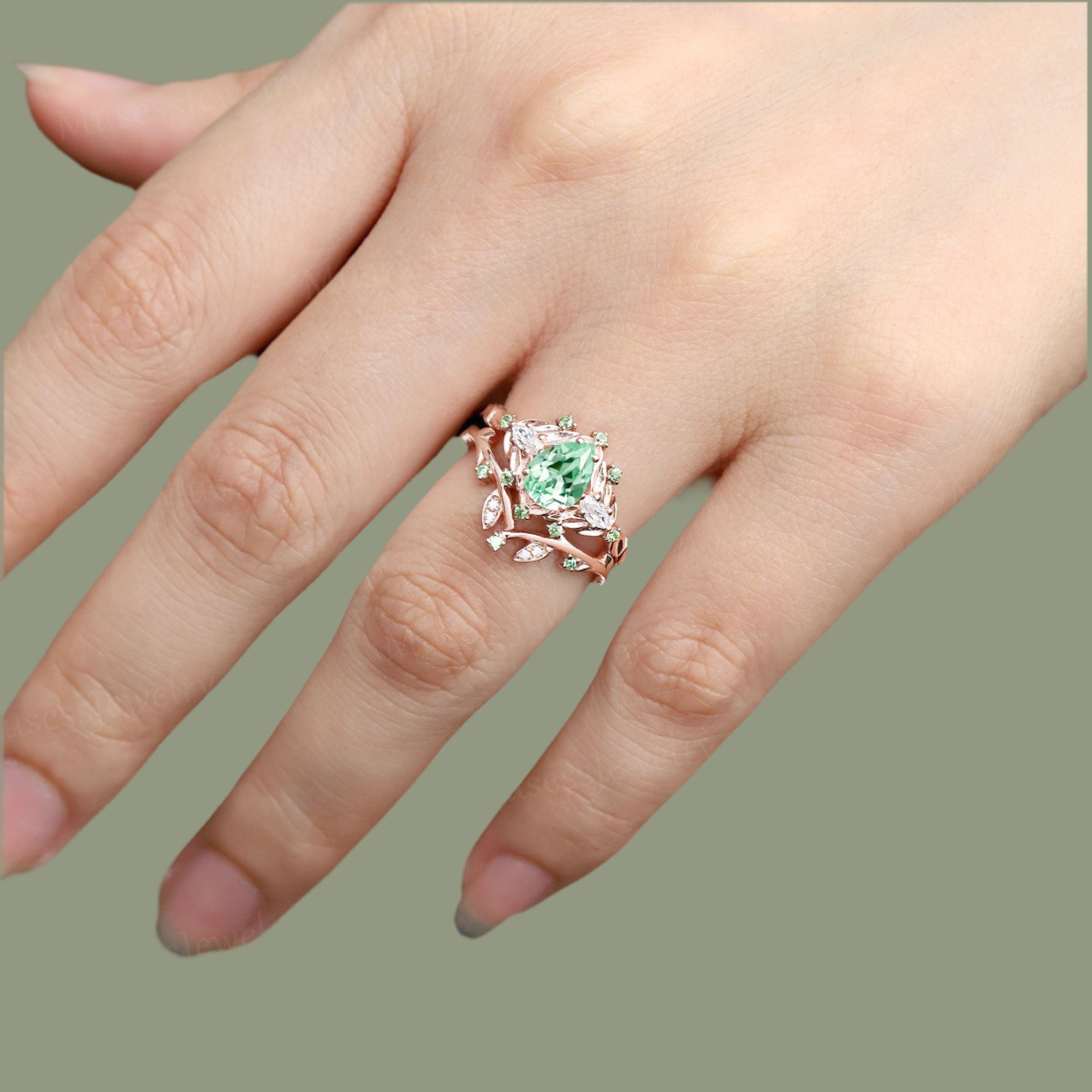 Vintage floral engagement rings Pear Green Lab Sapphire Floral 18K Yellow Gold Engagement Ring Set Emerald Fairy Wedding Ring Set