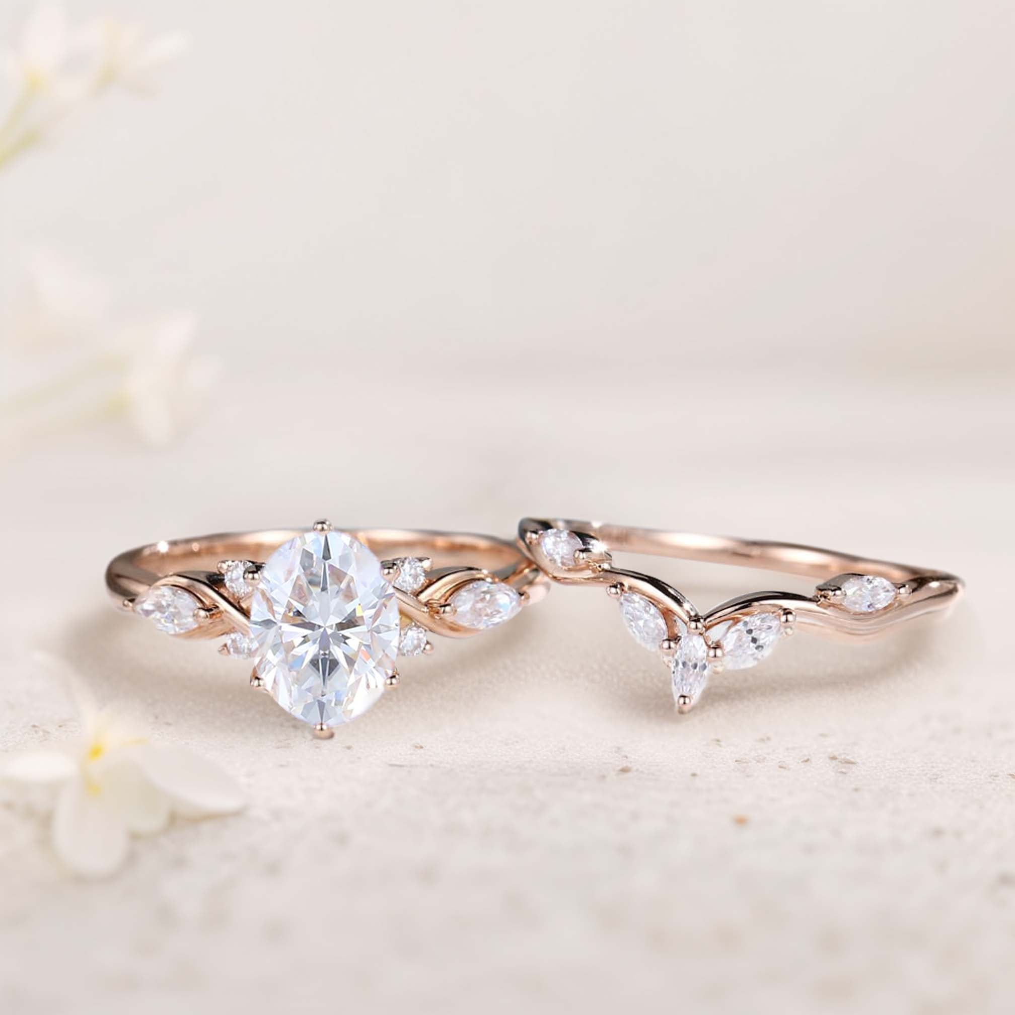 Vintage Oval Moissanite Curved 18K Rose Gold Wedding Ring Set Bridal Ring Set