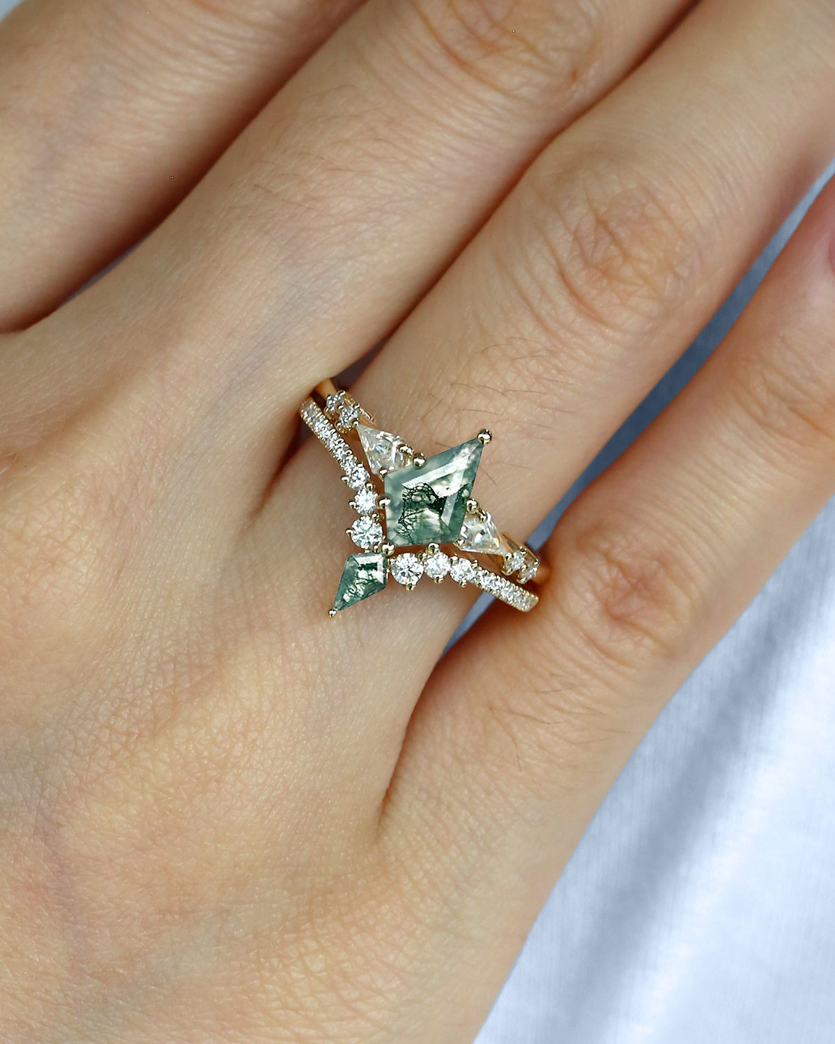 Unique floral engagement rings Twin Flames Kite Moss Agate 18K Yellow Gold Wedding Ring Set