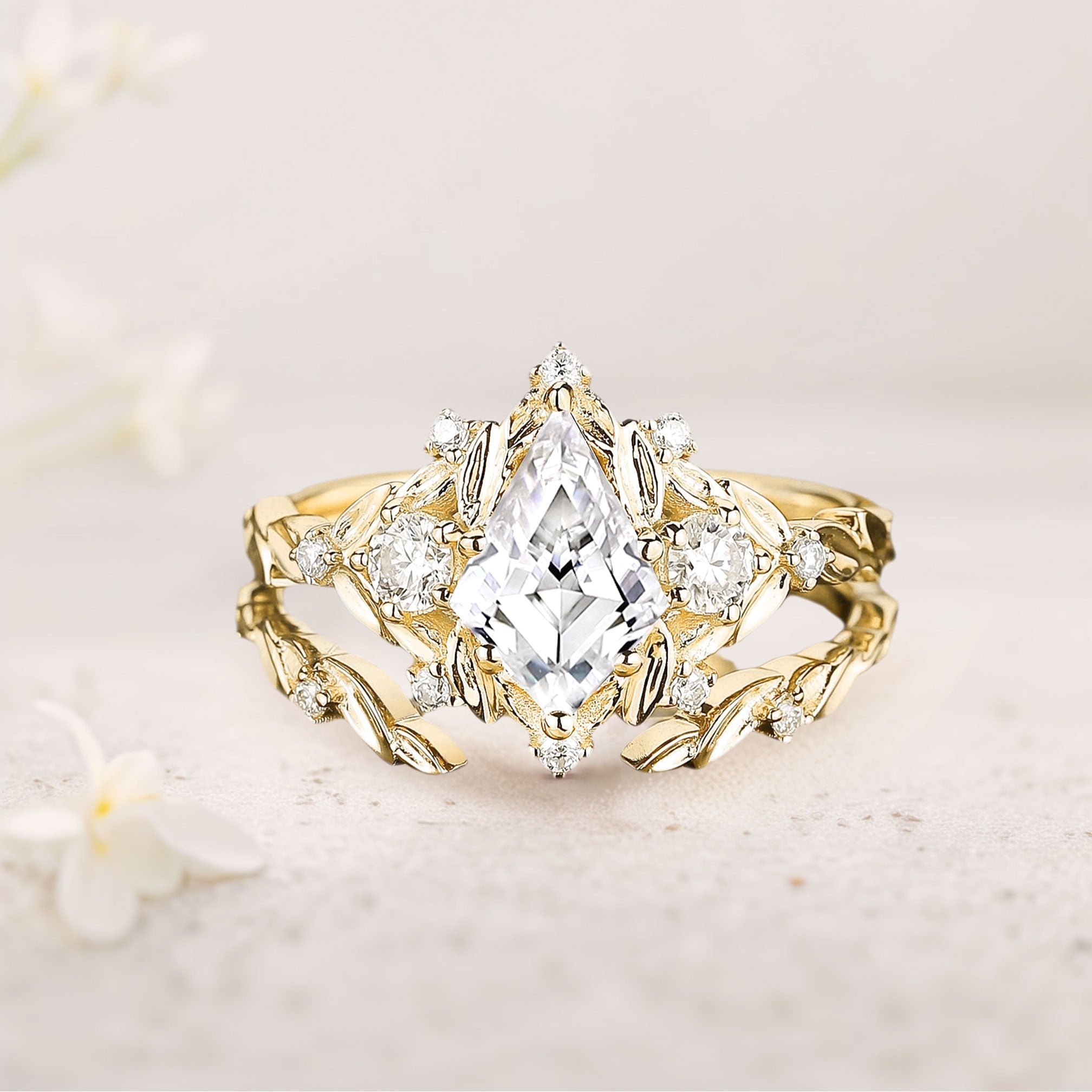 Unique floral engagement rings Kite Moissanite Engagement Ring Set Flower Bridal Set Leaf 18K Yellow Gold Wedding Ring