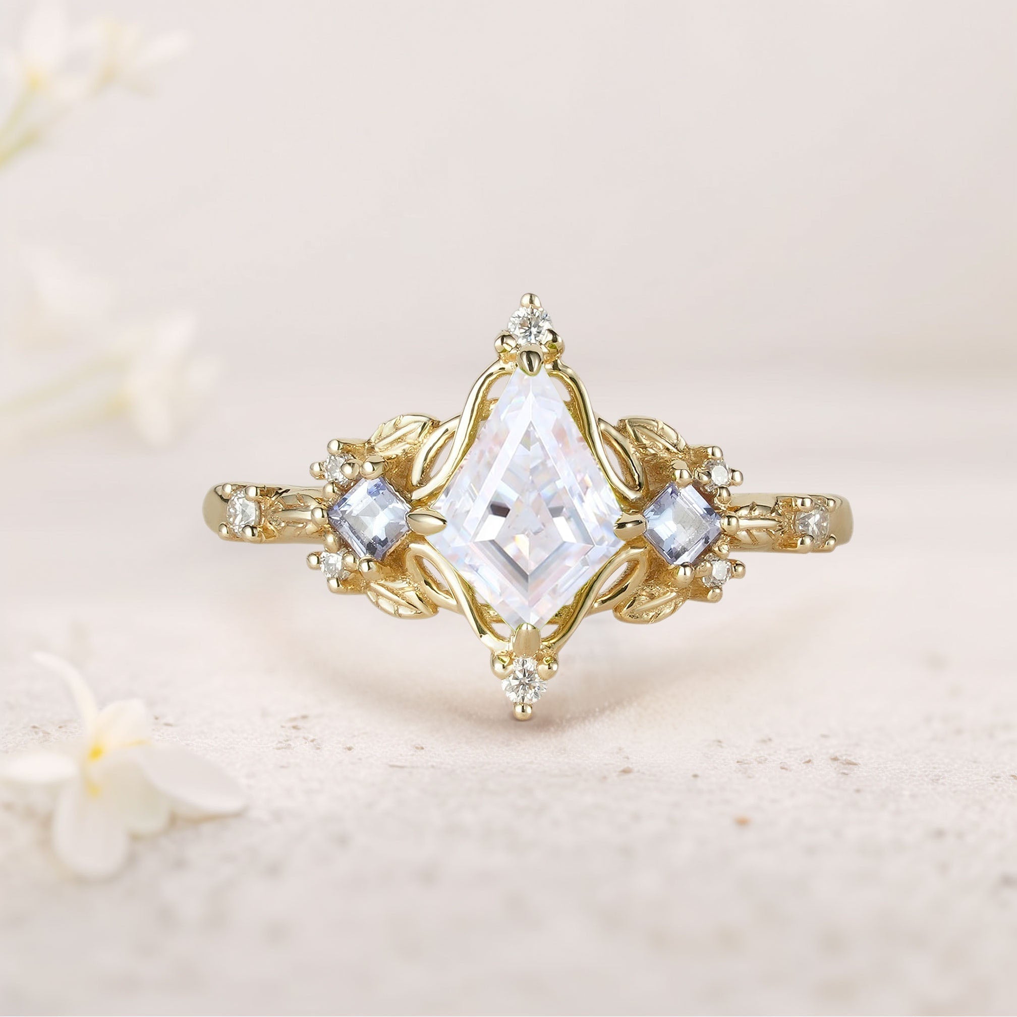 Unique Kite Three Stone Moissanite Leaf 18K Yellow Gold Ring