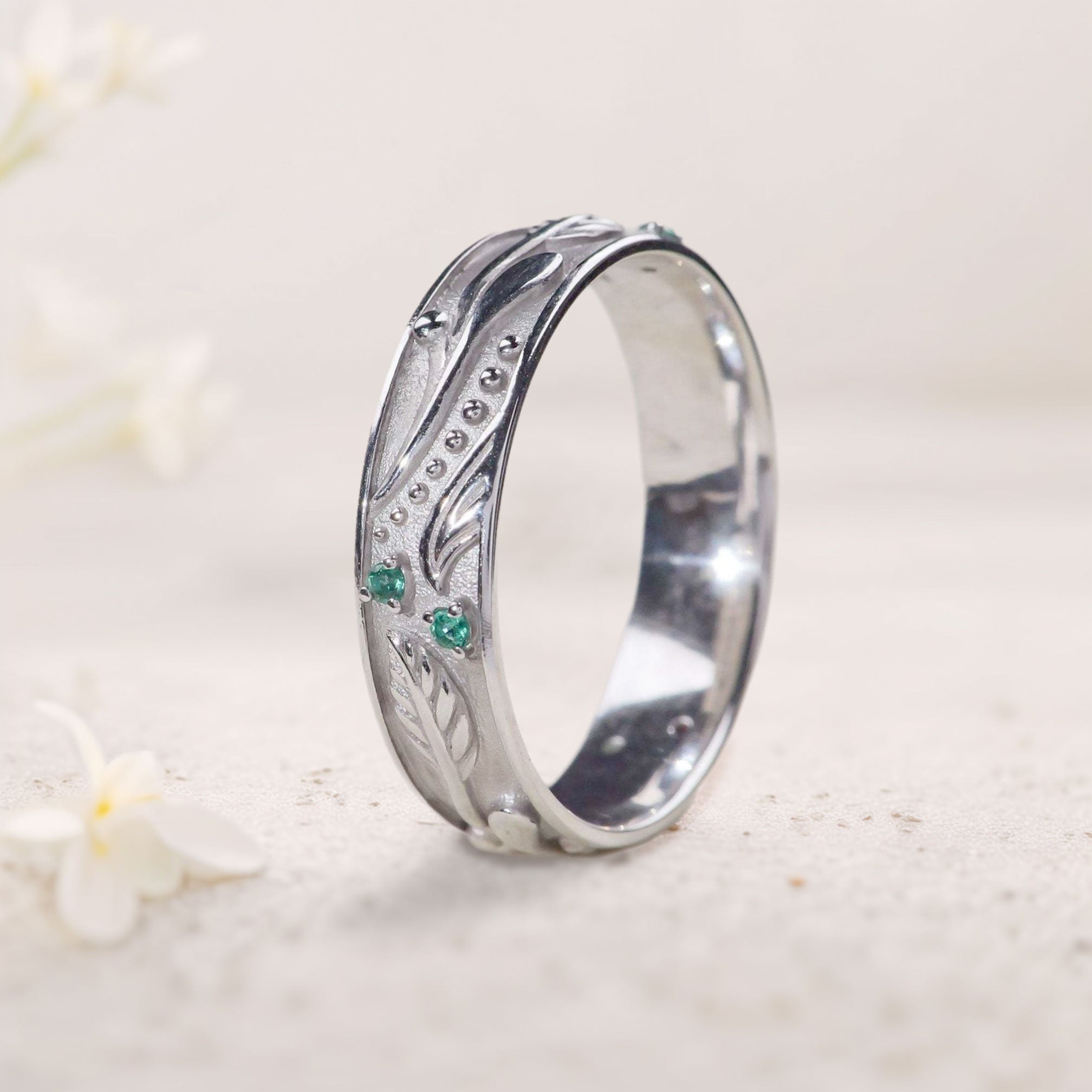 Unique floral 925 Sterling Silver engagement rings Nature inspired Wedding Band with Emeralds For Men