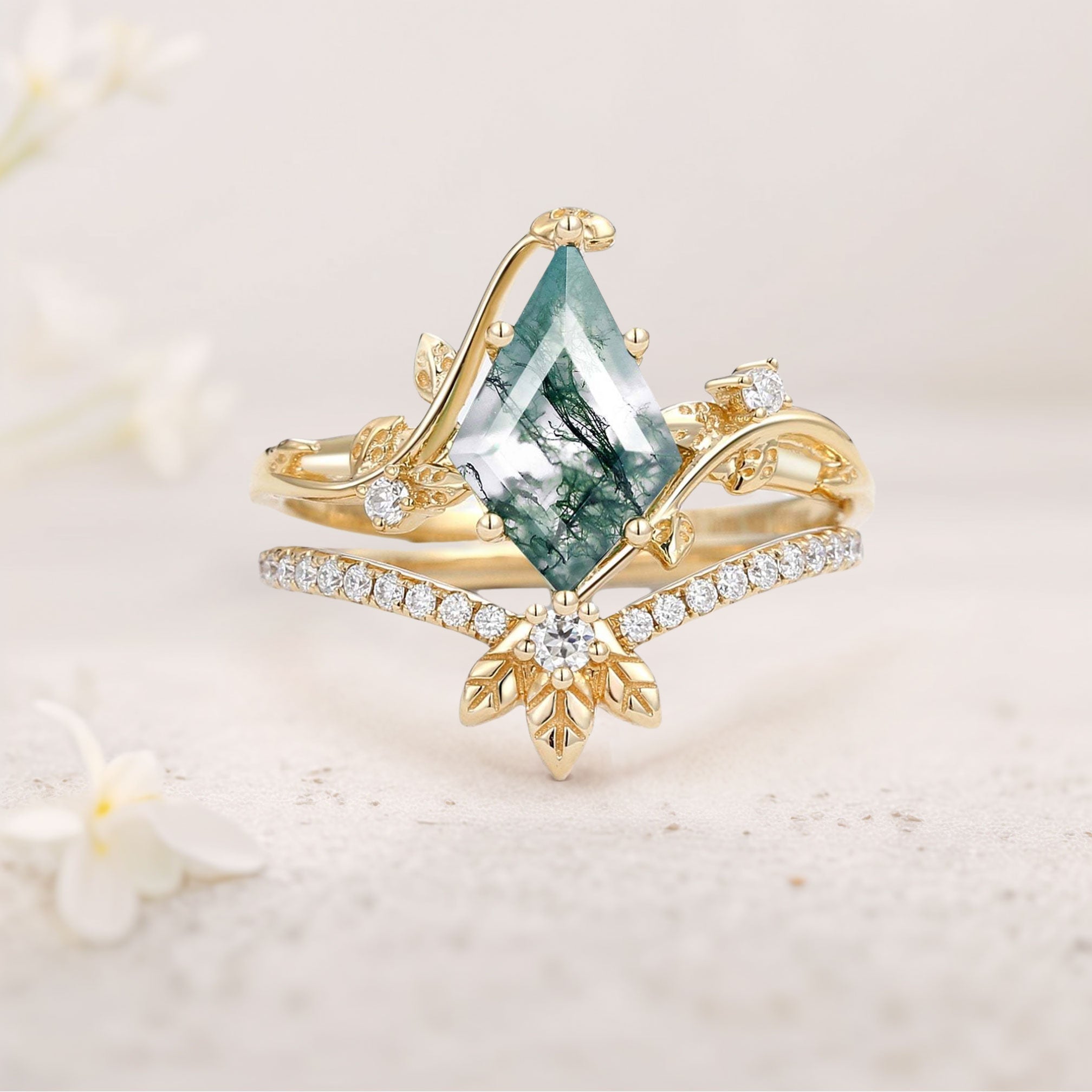 Unique floral engagement rings Kite Moss Agate Leafy 18K Yellow Gold Engagement Ring Set Bridal Set