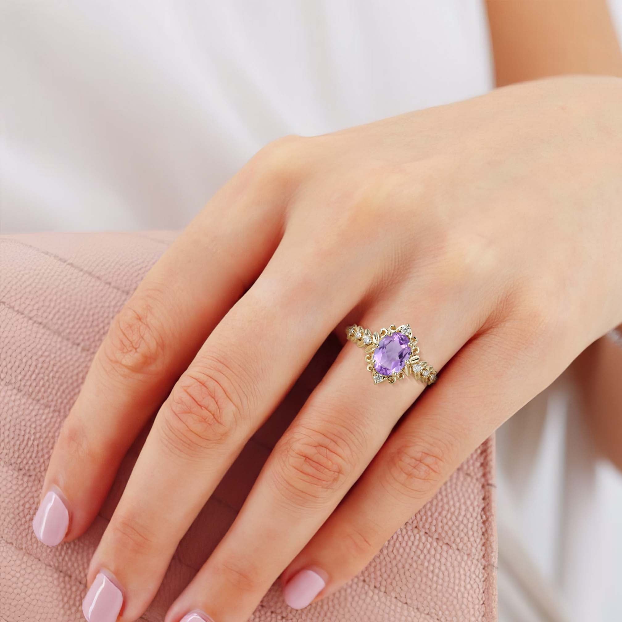 Unique floral engagement rings Elegant Royal Oval Amethyst Filigree Leaf 18K Yellow Gold Engagement Ring