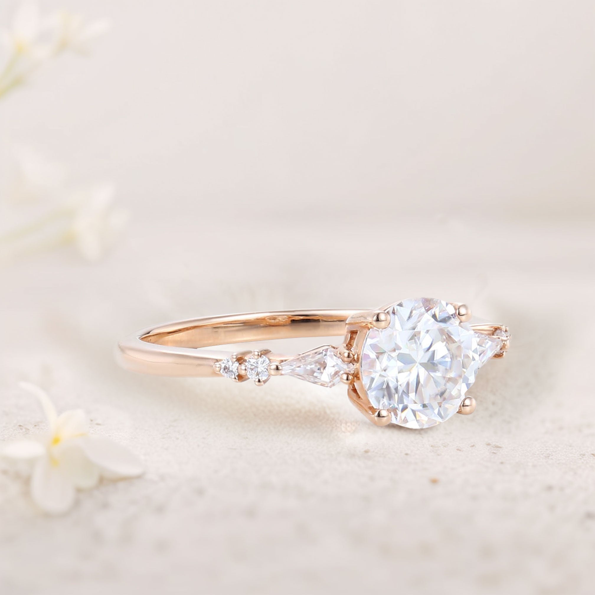 Unique Round Moissanite 18K Rose Gold Engagement Rings Minimalist Bridal Ring