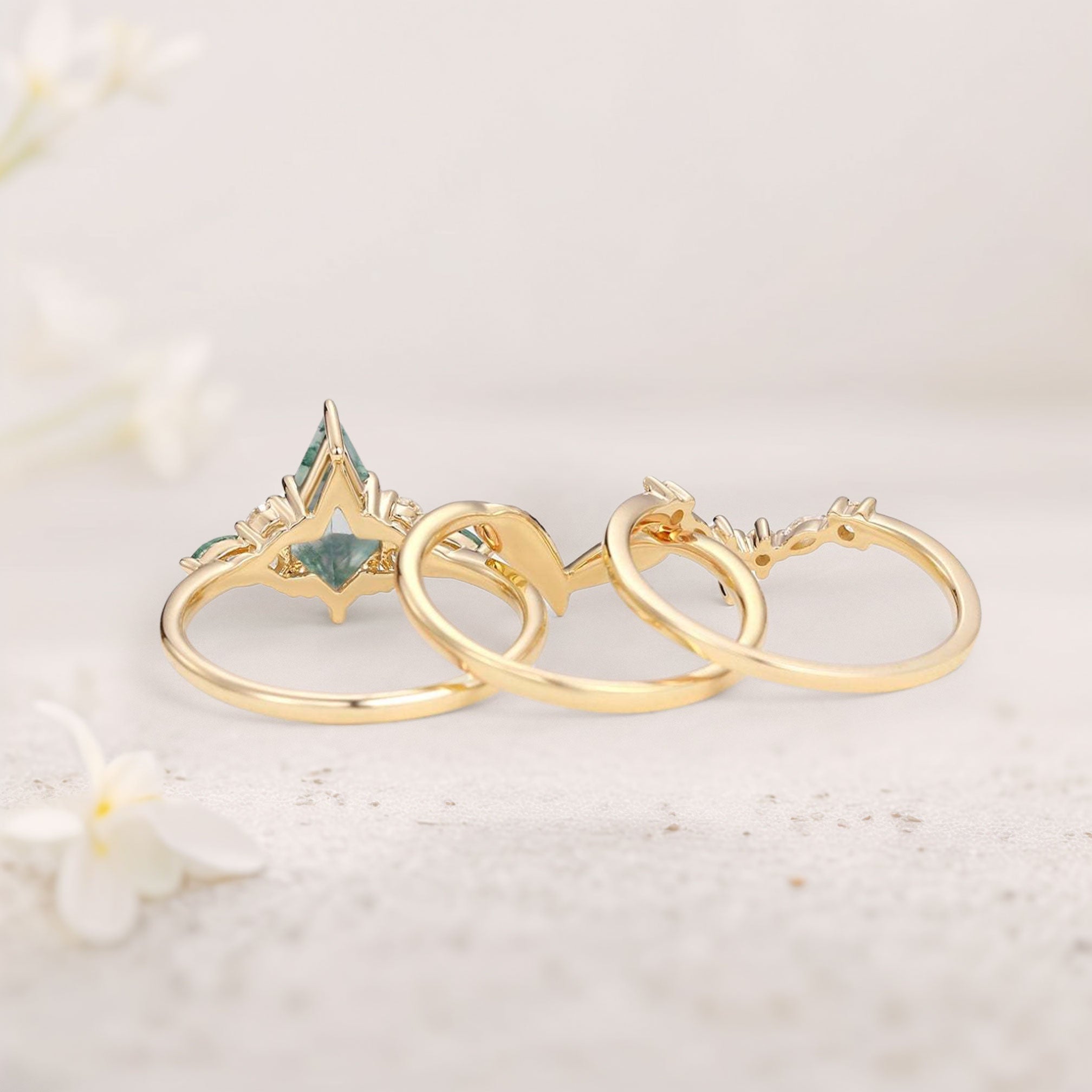 Unique floral engagement rings Kite Moss Agate Leafy 18K Yellow Gold Engagement Bridal Set