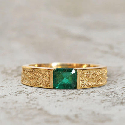Unique Dragon Lab Emerald Ring Band For Men