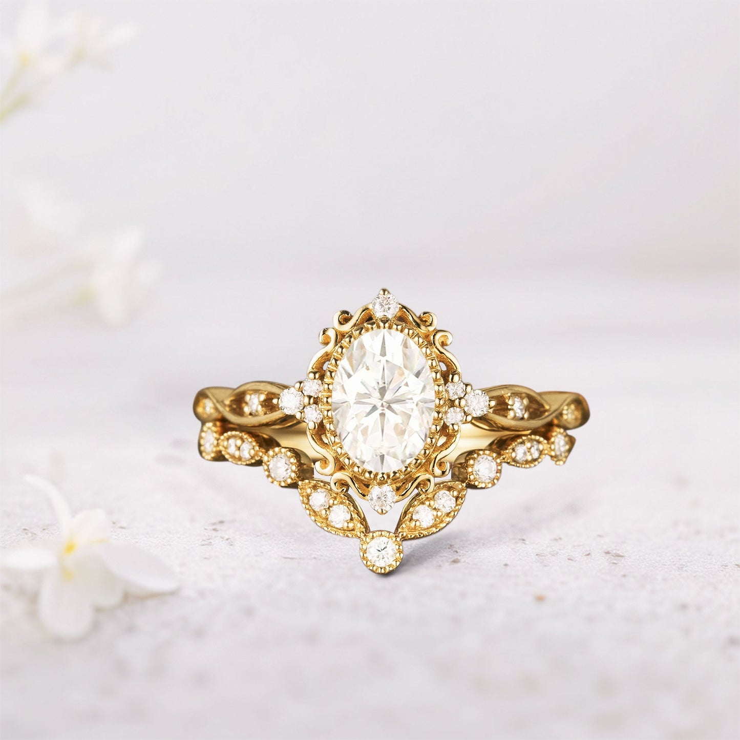 Vintage Blossom Oval Moissanite Bridal Ring Set