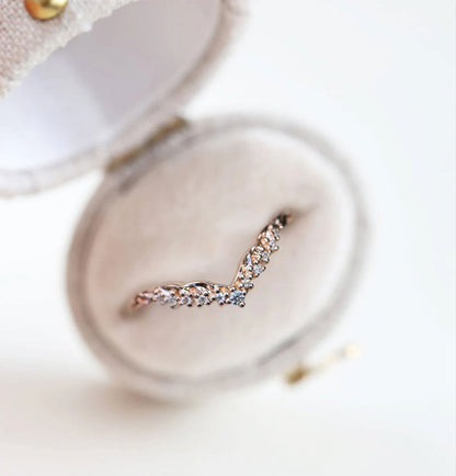 Unique floral engagement rings Round Moissanite Wedding Band  Engagement Ring