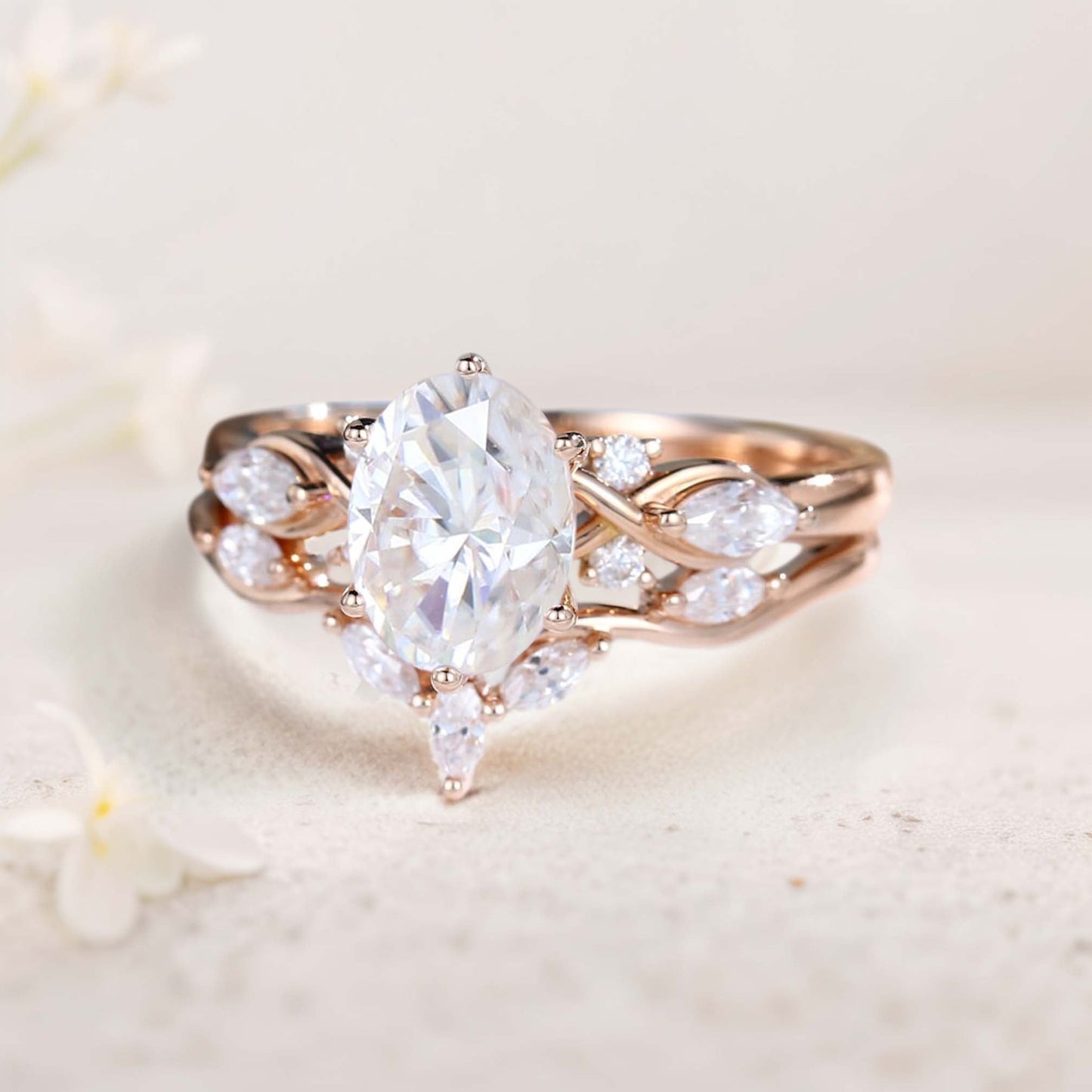 Vintage Oval Moissanite Curved Wedding Ring Set Bridal Ring Set