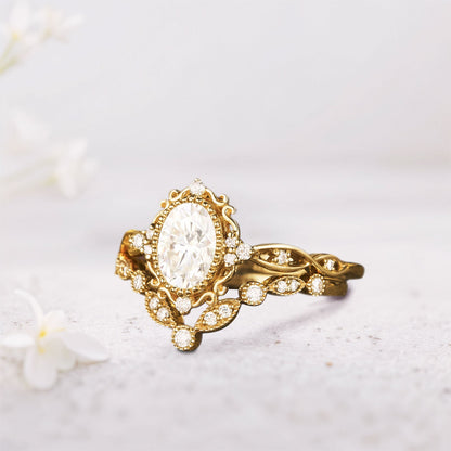 Vintage Blossom Oval Moissanite Bridal Ring Set