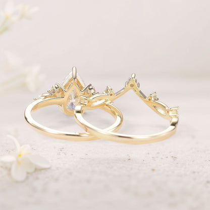 Unique Branches Pear Moss Agate Leafy Ring Set