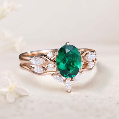 Vintage Oval Lab Emerald and Moissanite Curved Wedding Ring Set Bridal Ring Set
