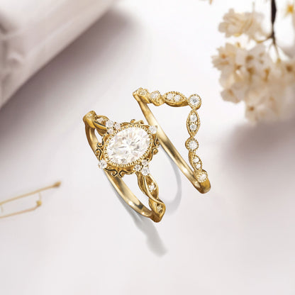 Vintage Blossom Oval Moissanite Bridal Ring Set