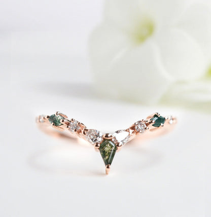Unique Kite Moss Agate Engagement Ring Set
