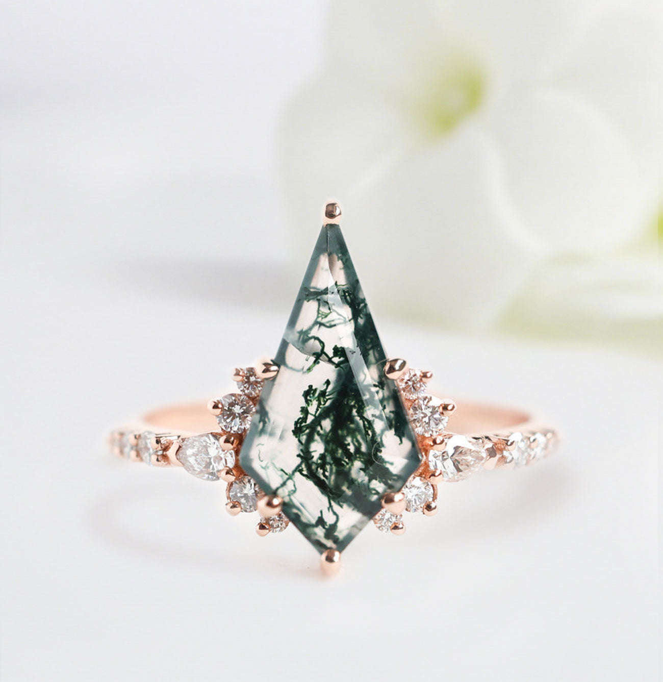 Unique Kite Moss Agate Engagement Ring Set