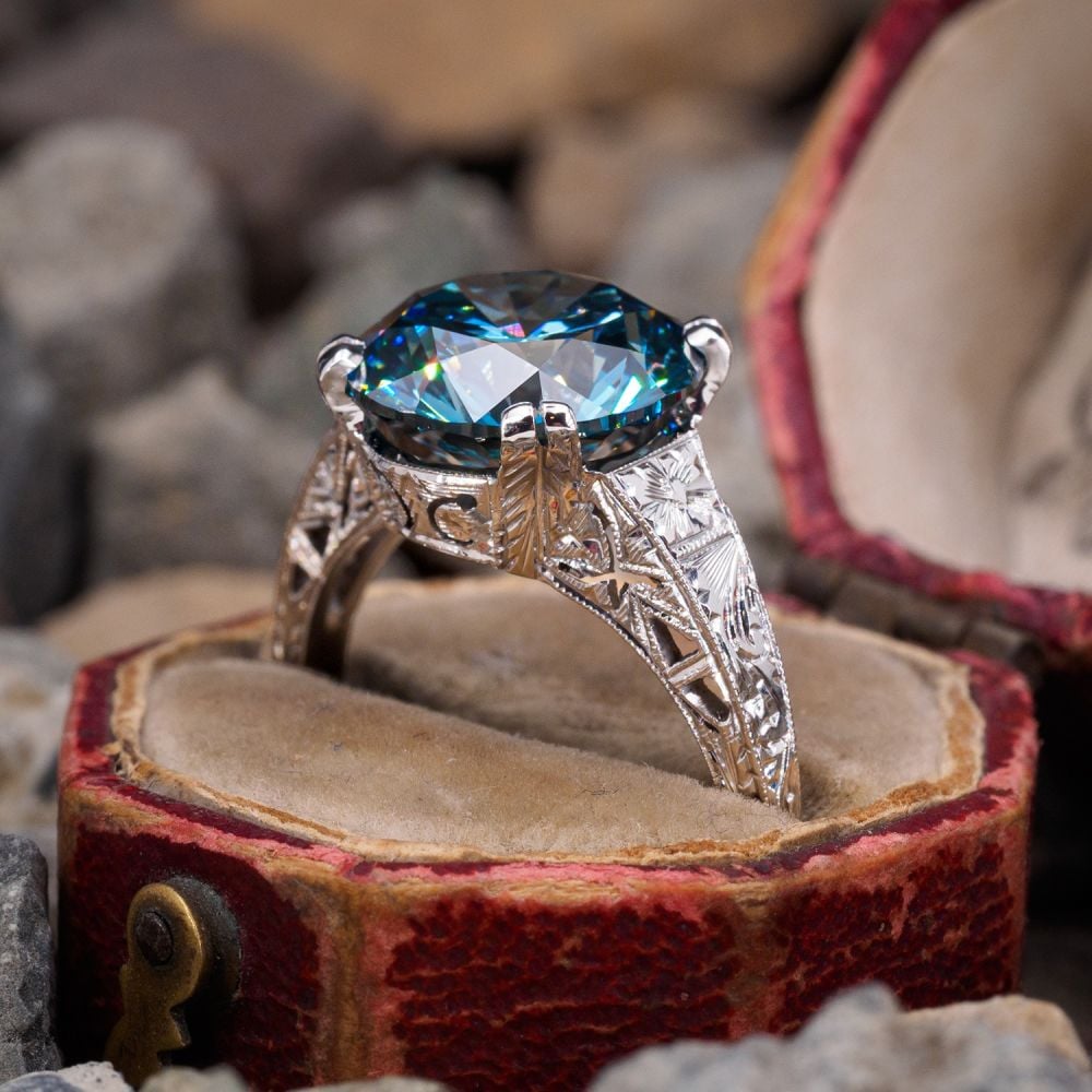 Lumin Arc Promise Ring