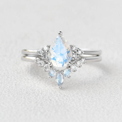 Vintage Pear  Ring Set