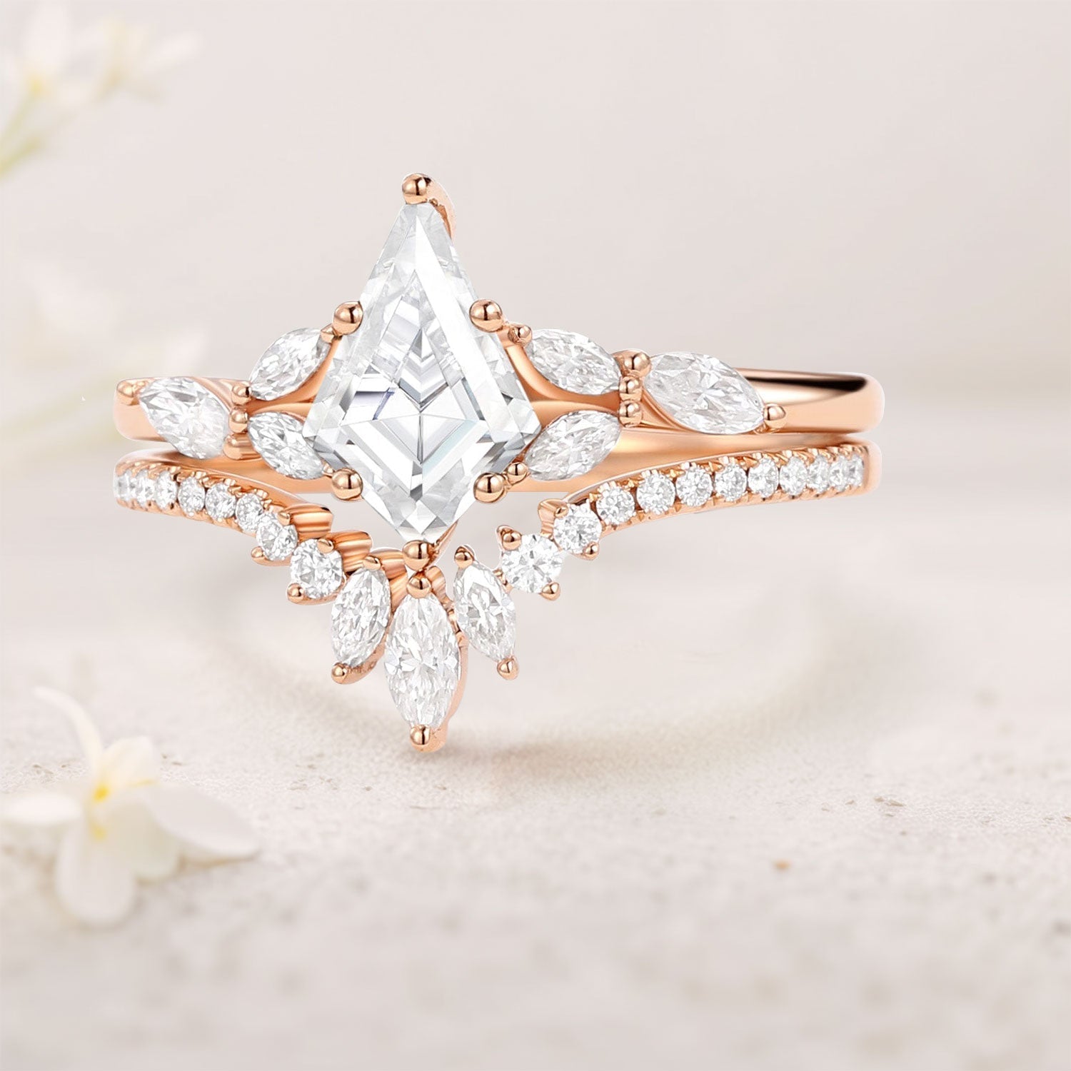 Unique Kite Moissanite 18K Yellow Gold Engagement Ring Set