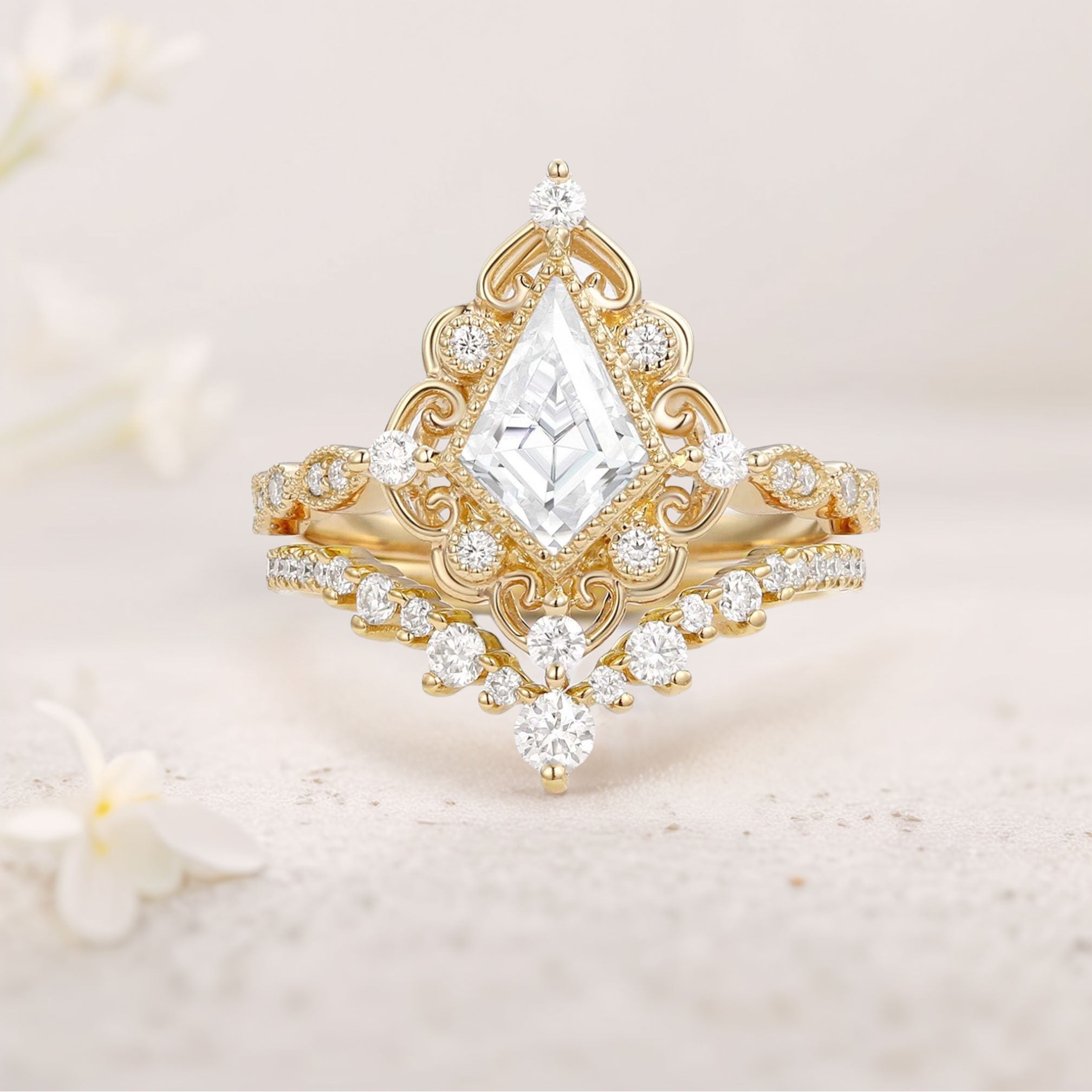 Vintage floral engagement rings Kite Moissanite Art Deco 18K Yellow Gold Engagement Ring Set