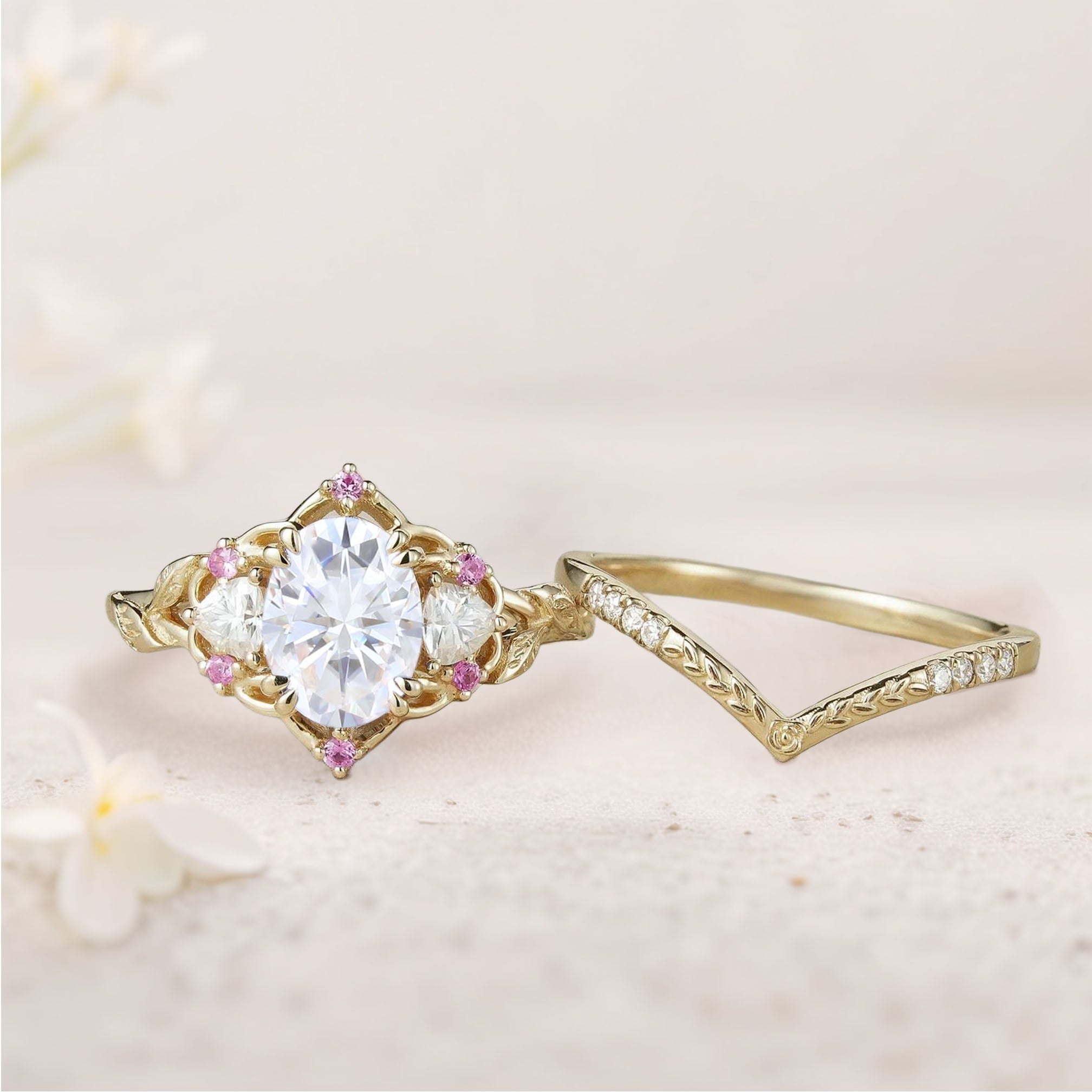 Vintage Three Stone Oval Moissanite18K Yellow Gold Bridal Ring Set